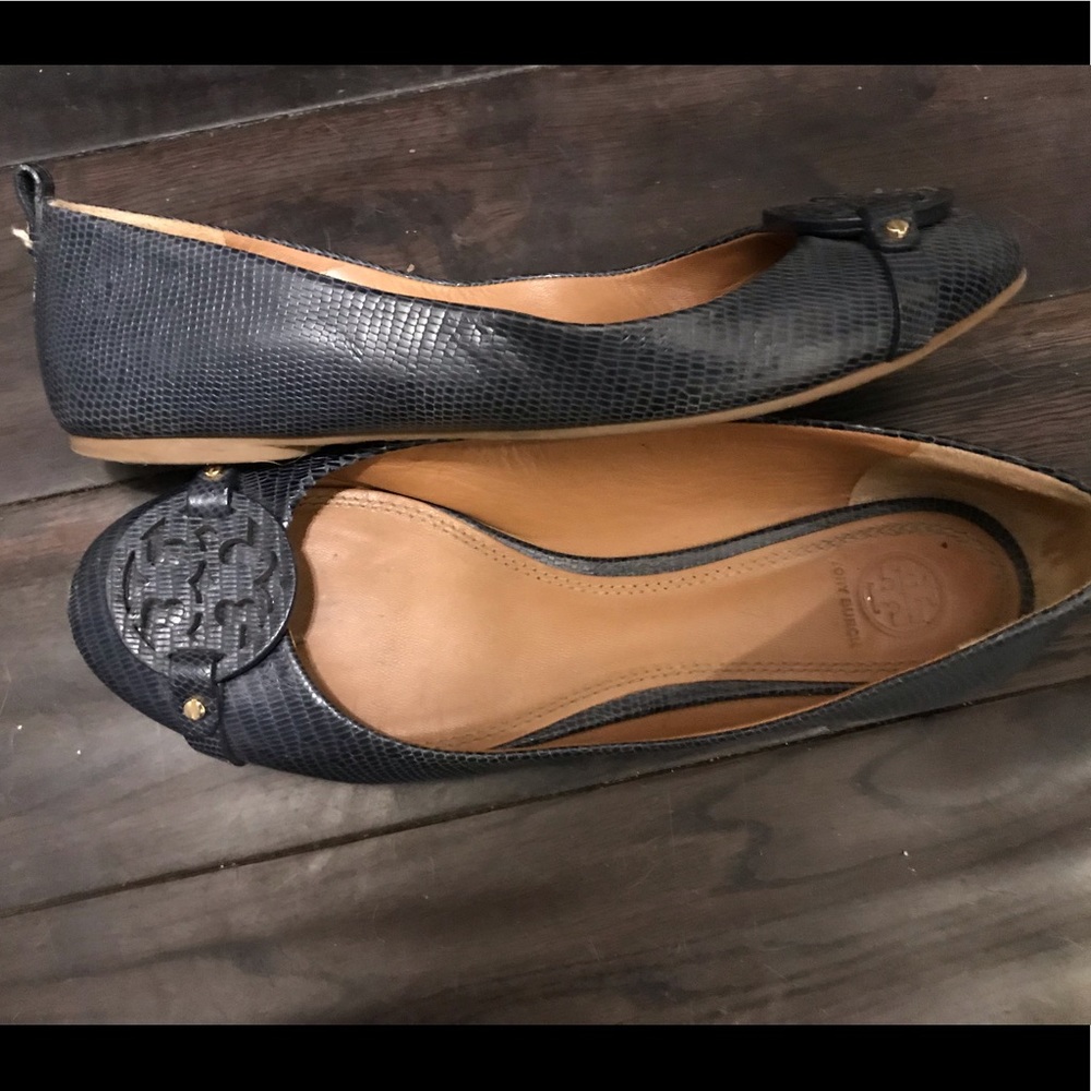 TORY BURCH NAVY FLATS 🦋🎀